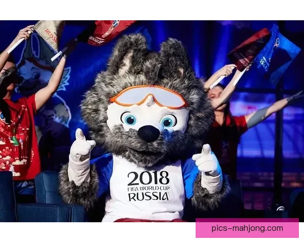 2026世界杯官方吉祥物现身东京街头引发球迷热烈追捧